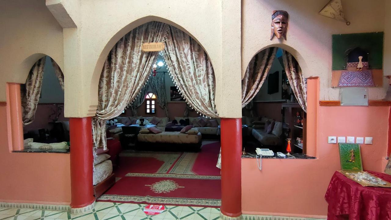 Kasbah Dounia Hotel Kerrando Екстериор снимка